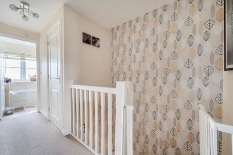 104 Hilton Close, Kempston, Bedford, MK42 7FT