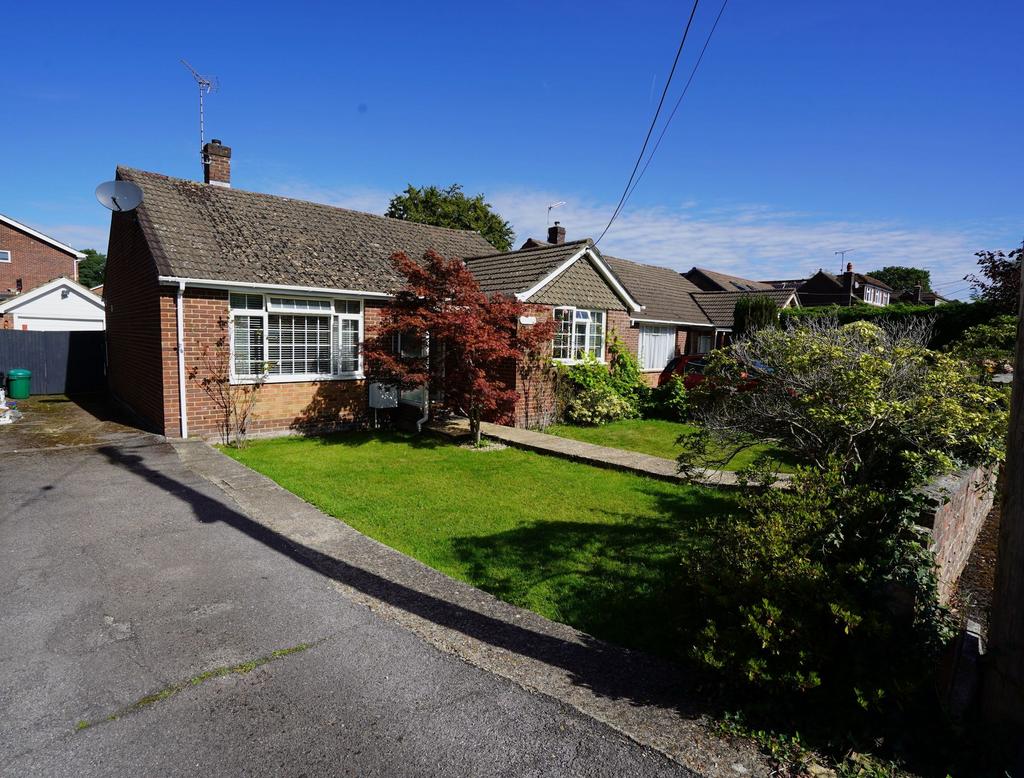 Wellington Close, Dibden Purlieu, SO45 3 bed detached bungalow for sale
