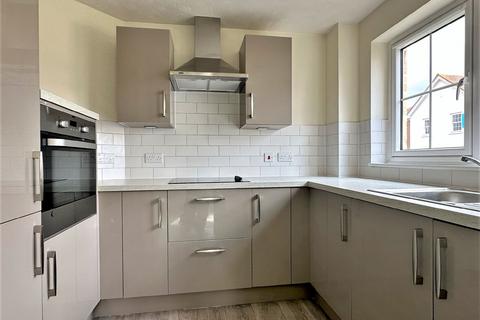 1 bedroom flat for sale - South Street, Hythe, SO45