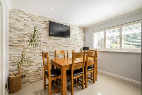 5 bedroom detached house for sale - Aldingbourne Close, Ifield, RH11