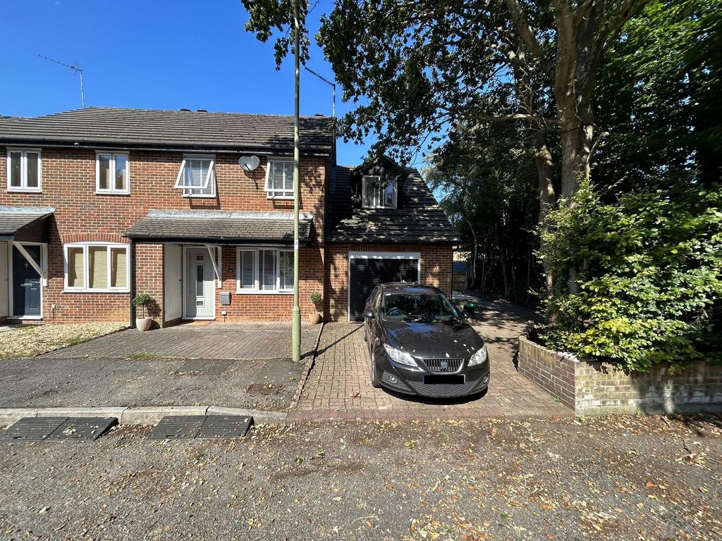 Kensington Fields, Dibden Purlieu, SO45 4 bed terraced house for sale