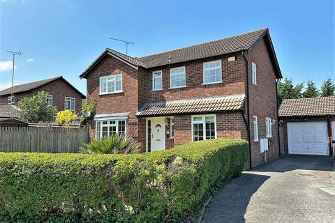 4 bedroom detached house for sale, Philpott Drive, Marchwood, SO40