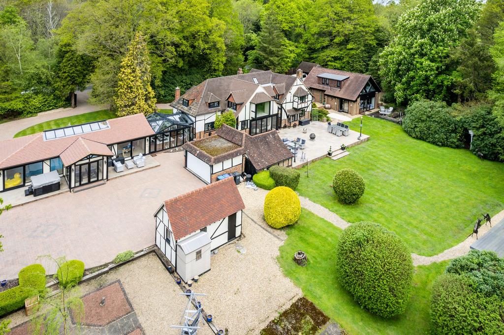 West Park Road, Newchapel, RH7 6 bed detached house for sale £1,750,000