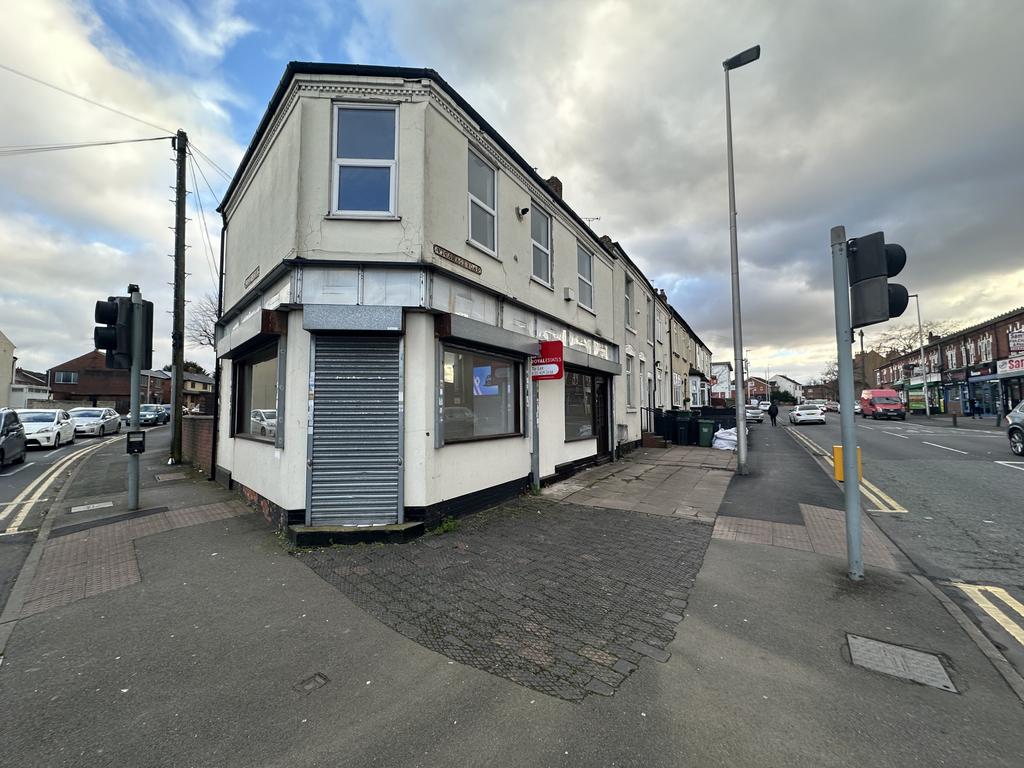 Vicarage Road, Oldbury, B68 Retail property (high street) to rent £
