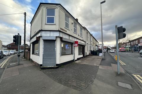 Retail property (high street) to rent, Vicarage Road,  Oldbury, B68