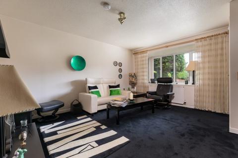 47 Carleton Drive, Giffnock, Glasgow, G46 6AG