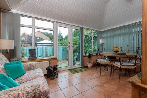 47 Carleton Drive, Giffnock, Glasgow, G46 6AG
