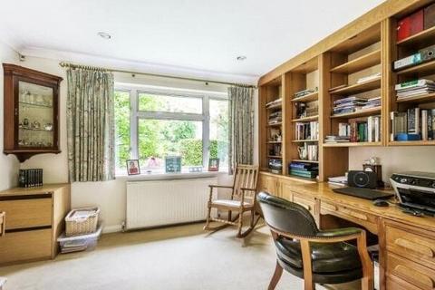 7 Kennel Close, Fetcham, Leatherhead, KT22 9PF