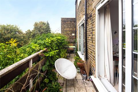 115b Powerscroft Road, London, E5 0PT