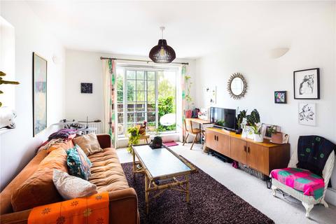 115b Powerscroft Road, London, E5 0PT