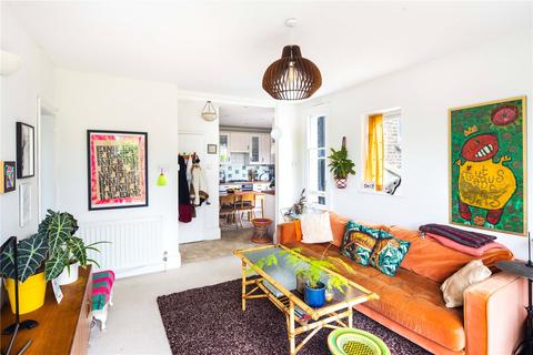 115b Powerscroft Road, London, E5 0PT