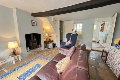 2 bedroom end of terrace house for sale, St. John's Street, Lechlade, Gloucestershire, GL7