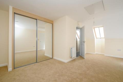 67 Ascot Way, Bicester, OX26 1AG