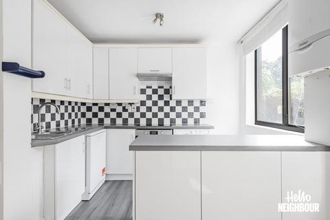 2 bedroom apartment to rent, Bow Lane, London, N12