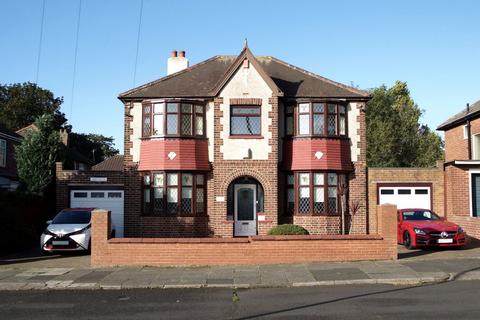 4 bedroom detached house for sale - Hollywell Road, North Shields, Tyne & Wear, NE29