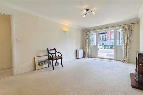 2 bedroom flat for sale, Chandlers Ford