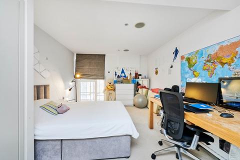 3 bedroom apartment to rent, Gatliff Road London SW1W