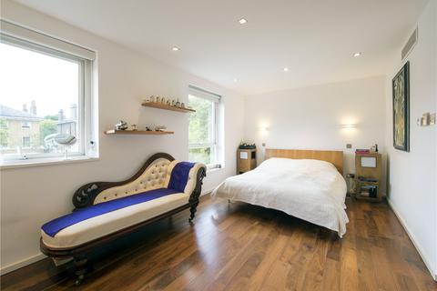 3 bedroom end of terrace house for sale, Cavendish Avenue, St John's Wood, London, NW8