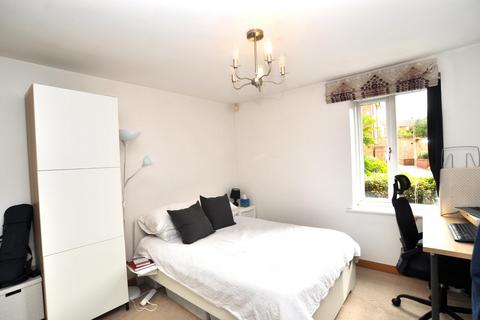 1 bedroom flat to rent, Walsworth Road, Hitchin, SG4