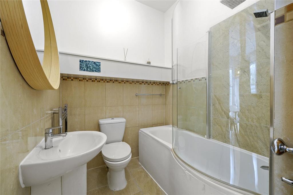 House in London - View 3