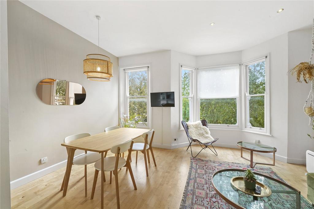 House in London - View 4