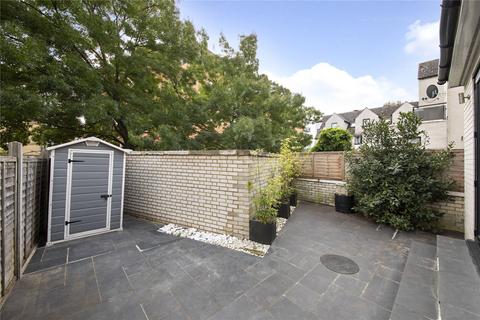 8 Pointers Close, London, E14 3AP