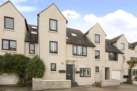 8 Pointers Close, London, E14 3AP