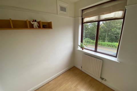 59 Eaves Lane, Chadderton, Oldham, OL9 8RG
