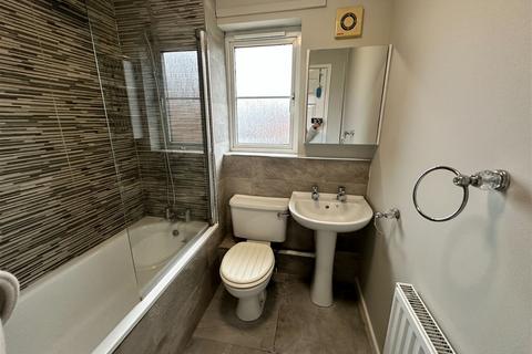 22 Carregamman, Ammanford, SA18 3EH