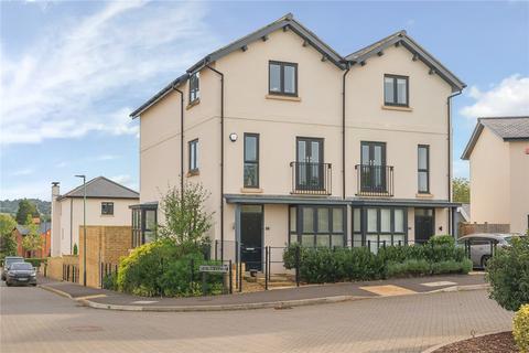 9 Flora Close, Cheltenham, GL52 3HY