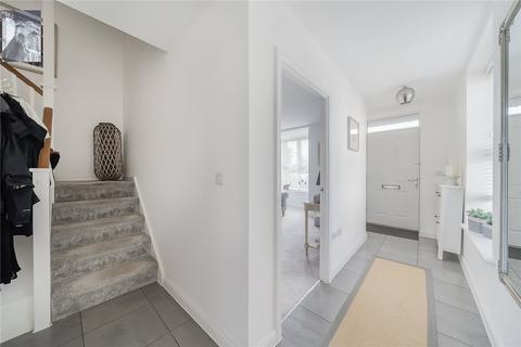 9 Flora Close, Cheltenham, GL52 3HY