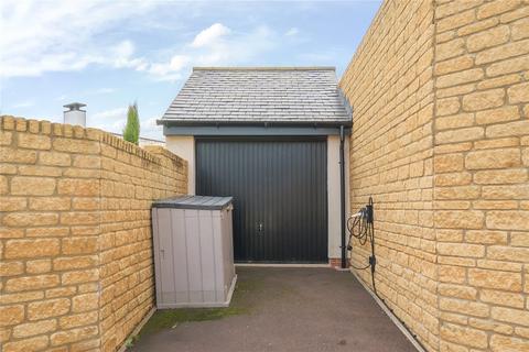 9 Flora Close, Cheltenham, GL52 3HY