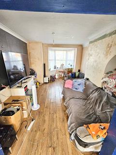 3 bedroom semi-detached house to rent, Birmingham, B31