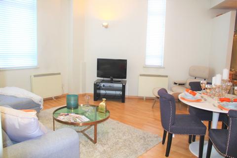 1 bedroom apartment to rent, Lawrence House, City Road, Clerkenwell, London, EC1V