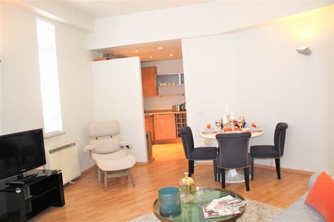 1 bedroom apartment to rent, Lawrence House, City Road, Clerkenwell, London, EC1V