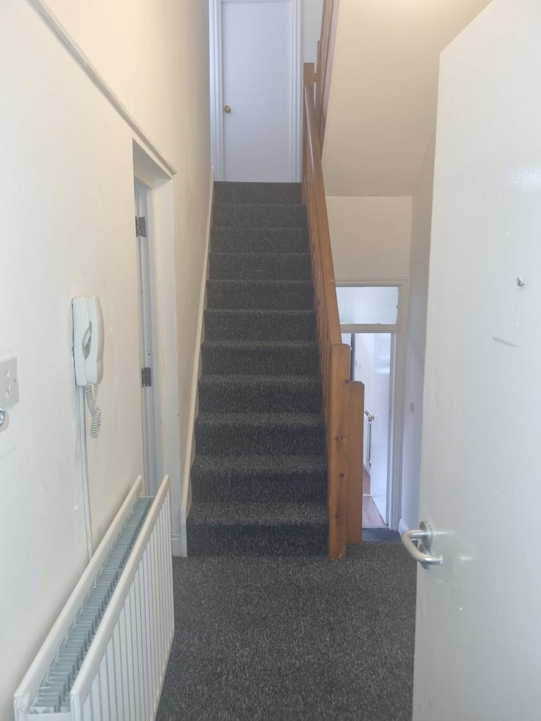 Falkner Square, Liverpool, L8 2 bed £950 pcm (£219 pw)