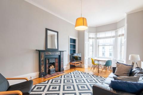 2 bedroom flat to rent, 1088L – McDonald Road, Edinburgh, EH7 4LX