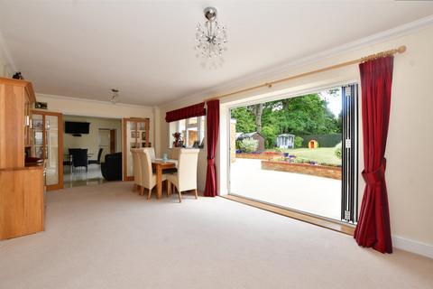 24 Hazel Way, Fetcham, Leatherhead, KT22 9QD