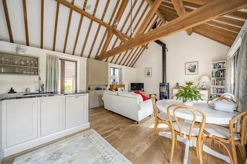 Middle Barn Chinnor Road, Crowell, Chinnor, OX39 4RG
