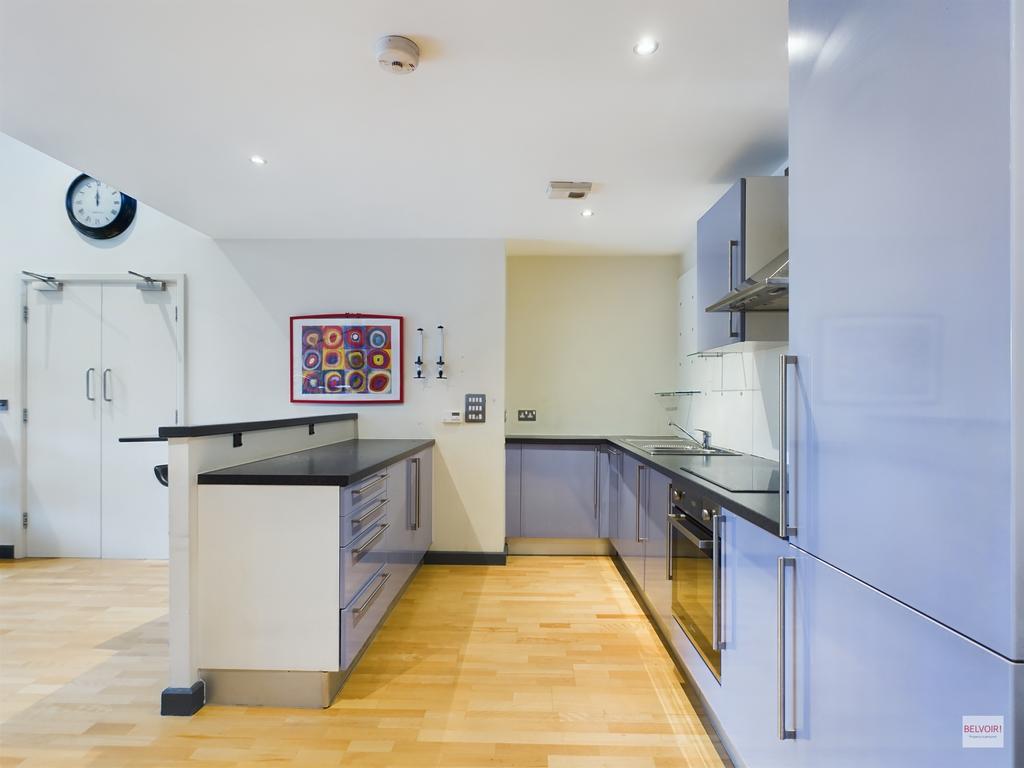 House in Sheffield, South Yorkshire - View 3