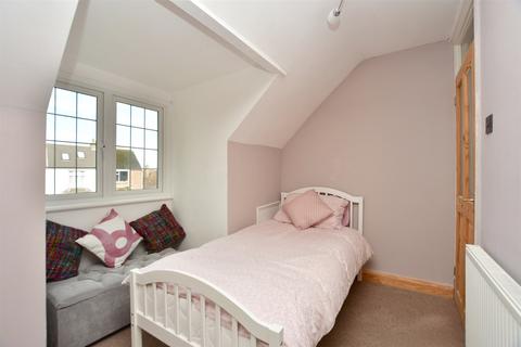 179 Bredhurst Road, Wigmore, Gillingham, ME8 0QU