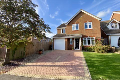 4 bedroom detached house for sale, Blatchington Mill Drive, Stone Cross, Pevensey, East Sussex, BN24