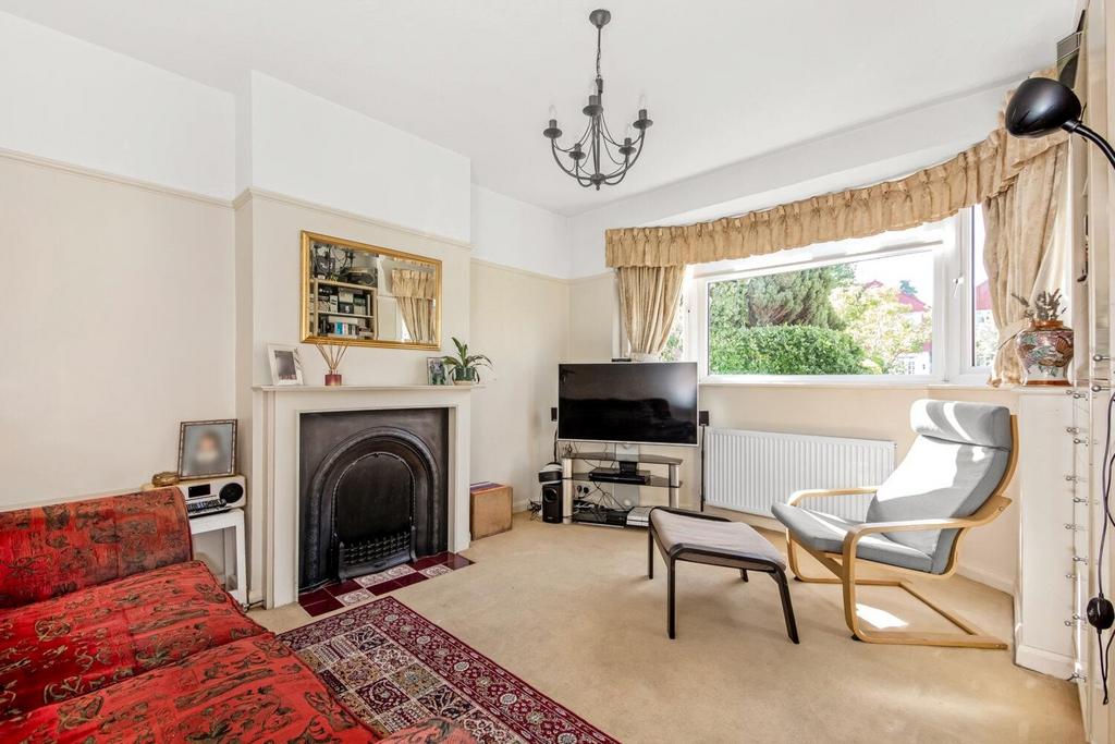 Sevenoaks Road, Brockley, London, SE4 3 bed house £700,000