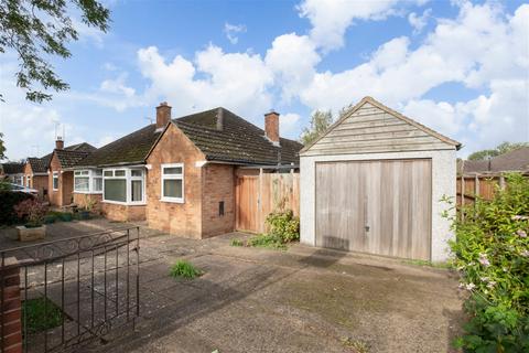 2 bedroom semi-detached bungalow for sale - Hatherley Road, Cheltenham, GL51 6HP