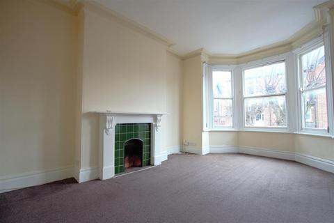 2 bedroom flat to rent, St James Road, Leicester, LE2