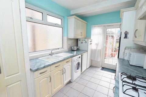 3 bedroom semi-detached house for sale, Beauly Way, Romford, Essex
