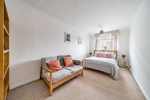 3 bedroom flat for sale, North End Road, West Kensington