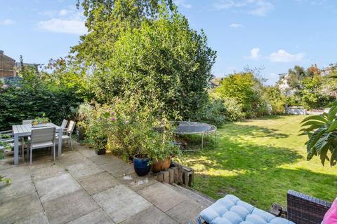 6 bedroom semi-detached house to rent - Upper Richmond Road West, East Sheen, London, SW14