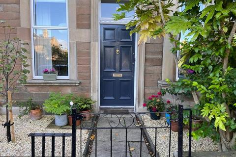 15 Cargil Terrace, Edinburgh, EH5 3ND