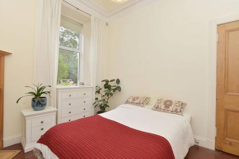 15 Cargil Terrace, Edinburgh, EH5 3ND